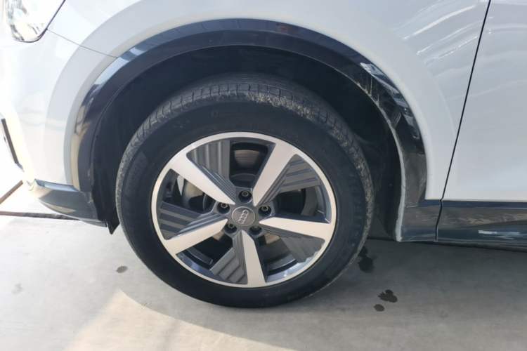 Used Audi Q2L e-tron 2019 Q2L e-tron Pure Electric Smart Enjoyment Model Left Front Wheel Hub