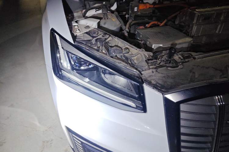 Used Audi Q2L e-tron 2019 Q2L e-tron Pure Electric Smart Enjoyment Model Right Front Headlight
