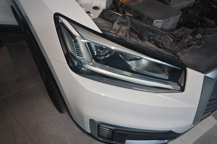 Used Audi Q2L e-tron 2019 Q2L e-tron Pure Electric Smart Enjoyment Model Right Front Headlight