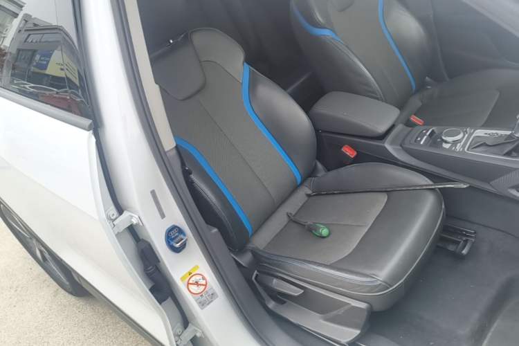 Used Audi Q2L e-tron 2019 Q2L e-tron Pure Electric Smart Enjoyment Model Right Front Seat