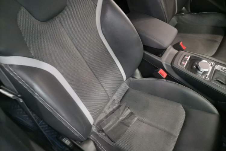 Used Audi Q2L e-tron 2019 Q2L e-tron Pure Electric Smart Enjoyment Model Right Front Seat