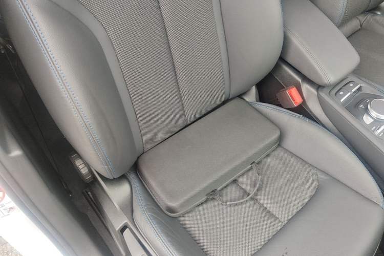 Used Audi Q2L e-tron 2019 Q2L e-tron Pure Electric Smart Style Right Front Seat