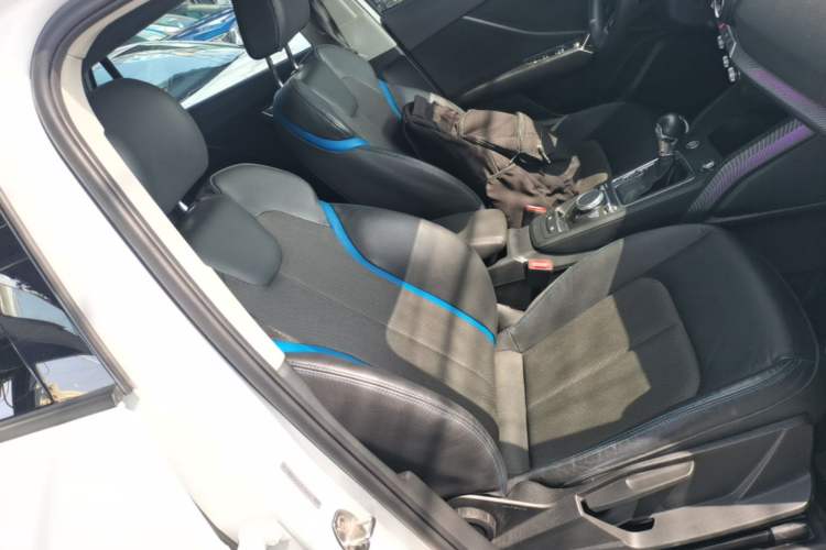 Used Audi Q2L e-tron 2019 Q2L e-tron Pure Electric Smart Enjoyment Model Right Front Seat