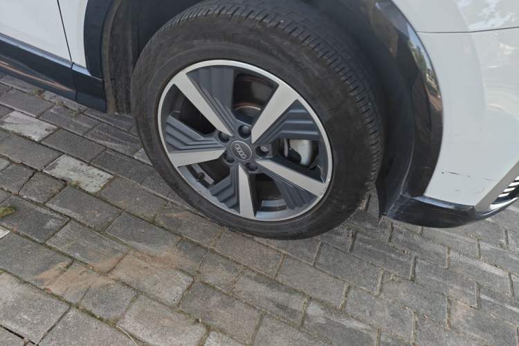 Used Audi Q2L e-tron 2019 Q2L e-tron Pure Electric Smart Style Right Front Wheel Hub