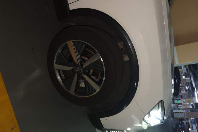 Used Audi Q2L e-tron 2019 Q2L e-tron Pure Electric Smart Enjoyment Model Right Front Wheel Hub
