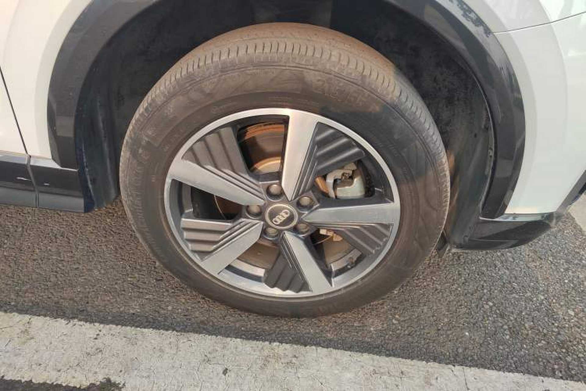 Used Audi Q2L e-tron 2019 Q2L e-tron Pure Electric Smart Style Right Front Wheel Hub