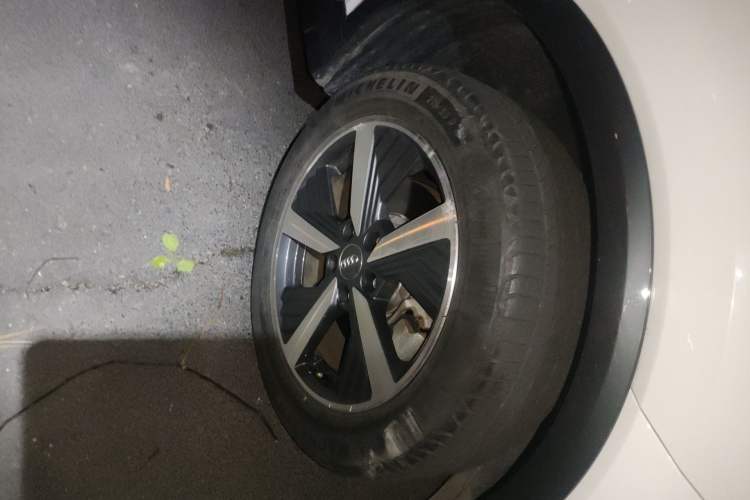 Used Audi Q2L e-tron 2019 Q2L e-tron Pure Electric Smart Enjoyment Model Right Front Wheel Hub