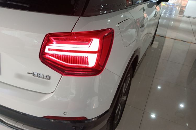 Used Audi Q2L e-tron 2019 Q2L e-tron Pure Electric Smart Enjoyment Model Right Rear Taillight