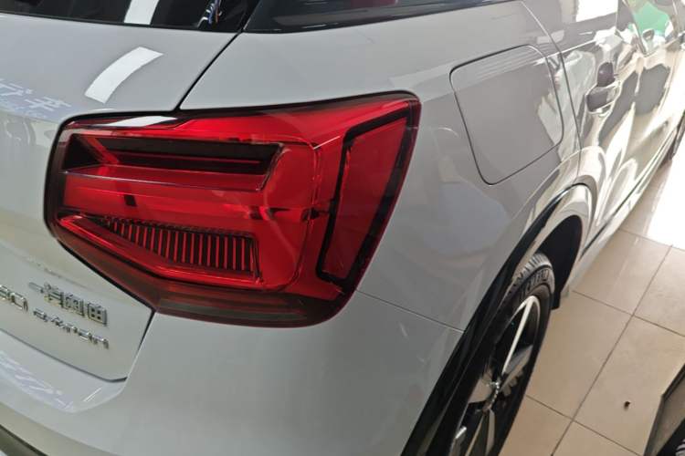 Used Audi Q2L e-tron 2019 Q2L e-tron Pure Electric Smart Enjoyment Model Right Rear Taillight