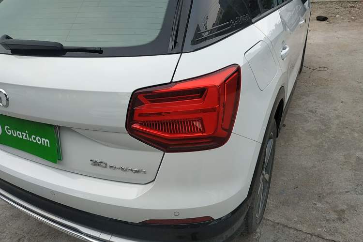 Used Audi Q2L e-tron 2019 Q2L e-tron Pure Electric Smart Enjoyment Model Right Rear Taillight