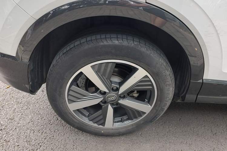 Used Audi Q2L e-tron 2019 Q2L e-tron Pure Electric Smart Enjoyment Model Right Rear Wheel Hub
