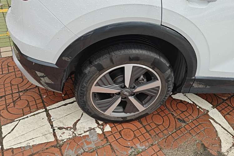 Used Audi Q2L e-tron 2019 Q2L e-tron Pure Electric Smart Enjoyment Model Right Rear Wheel Hub
