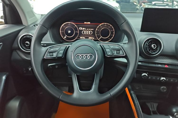 Used Audi Q2L e-tron 2019 Q2L e-tron Pure Electric Smart Enjoyment Model Steering Wheel