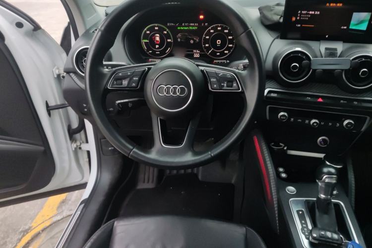 Used Audi Q2L e-tron 2019 Q2L e-tron Pure Electric Smart Style Steering Wheel