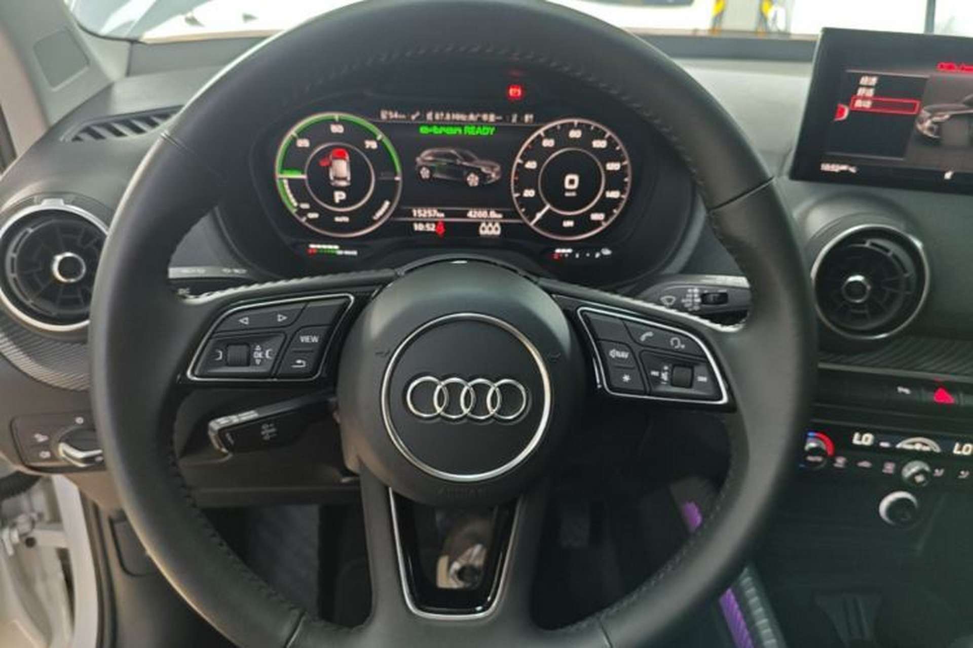Used Audi Q2L e-tron 2019 Q2L e-tron Pure Electric Smart Enjoyment Model Steering Wheel