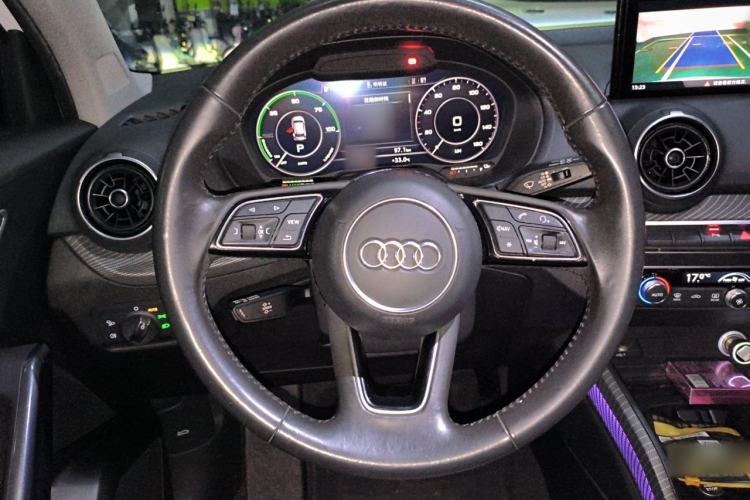 Used Audi Q2L e-tron 2019 Q2L e-tron Pure Electric Smart Style Steering Wheel