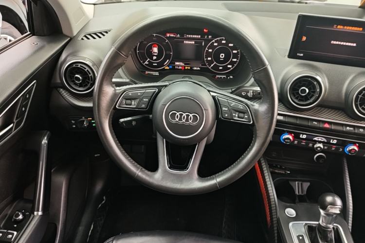 Used Audi Q2L e-tron 2019 Q2L e-tron Pure Electric Smart Enjoyment Model Steering Wheel