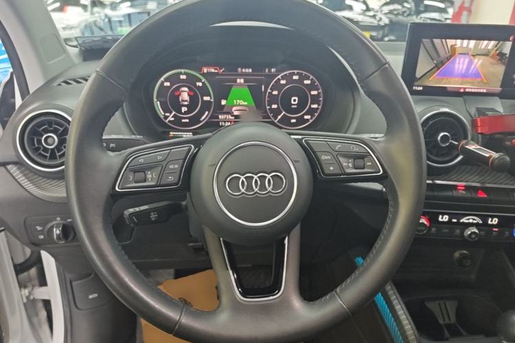 Used Audi Q2L e-tron 2019 Q2L e-tron Pure Electric Smart Style Steering Wheel