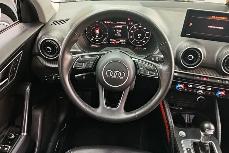 Used Audi Q2L e-tron 2019 Q2L e-tron Pure Electric Smart Enjoyment Model Steering Wheel