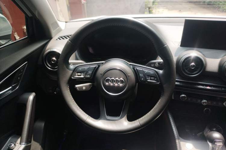 Used Audi Q2L e-tron 2019 Q2L e-tron Pure Electric Smart Style Steering Wheel