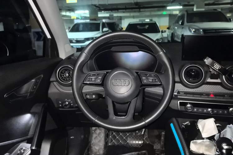 Used Audi Q2L e-tron 2019 Q2L e-tron Pure Electric Smart Style Steering Wheel