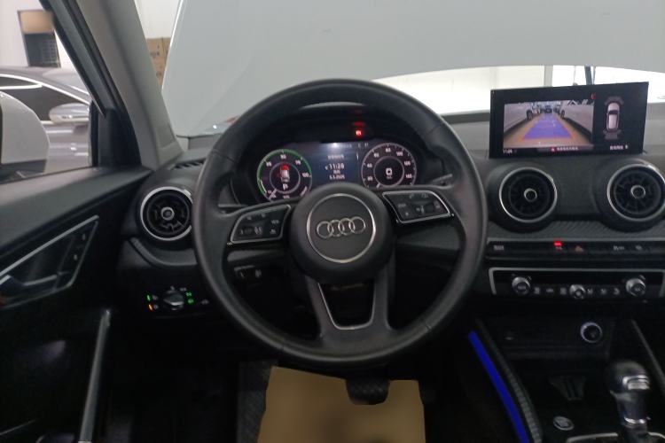 Used Audi Q2L e-tron 2019 Q2L e-tron Pure Electric Smart Enjoyment Model Steering Wheel