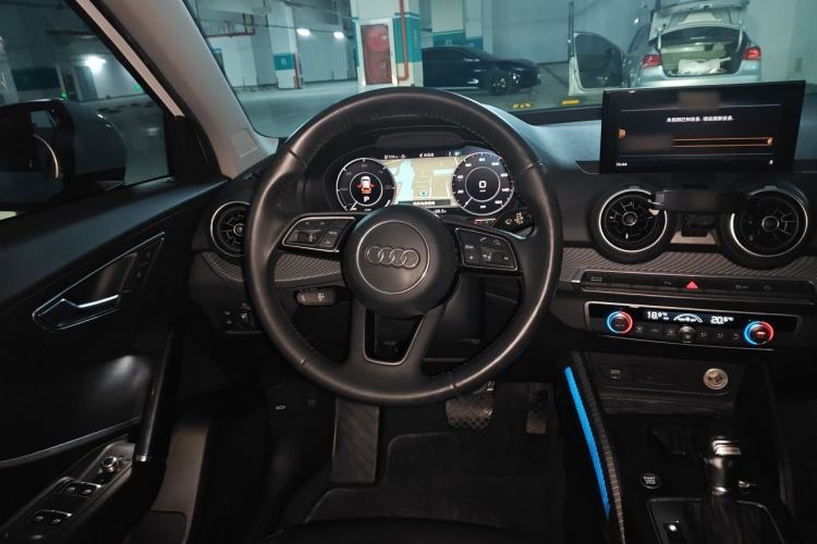 Used Audi Q2L e-tron 2019 Q2L e-tron Pure Electric Smart Enjoyment Model Steering Wheel