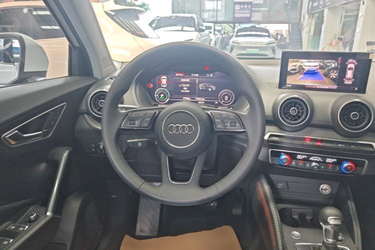 Used Audi Q2L e-tron 2019 Q2L e-tron Pure Electric Smart Enjoyment Model Steering Wheel