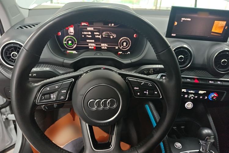 Used Audi Q2L e-tron 2019 Q2L e-tron Pure Electric Smart Style Steering Wheel