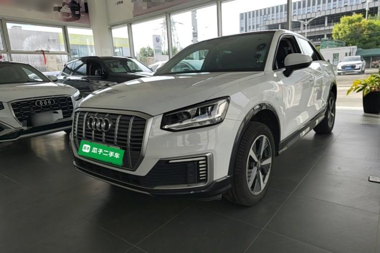 Audi Q2L e-tron 2019 Q2L e-tron Pure Electric Smart Enjoyment Model usata Guazi used car, China used car export, Used car for sale, Used  cars, Cheapest cars for sale