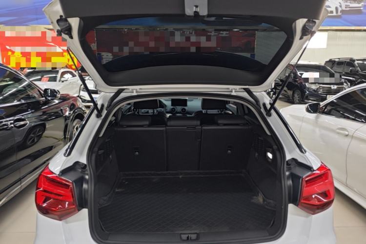 Used Audi Q2L e-tron 2019 Q2L e-tron Pure Electric Smart Enjoyment Model Trunk