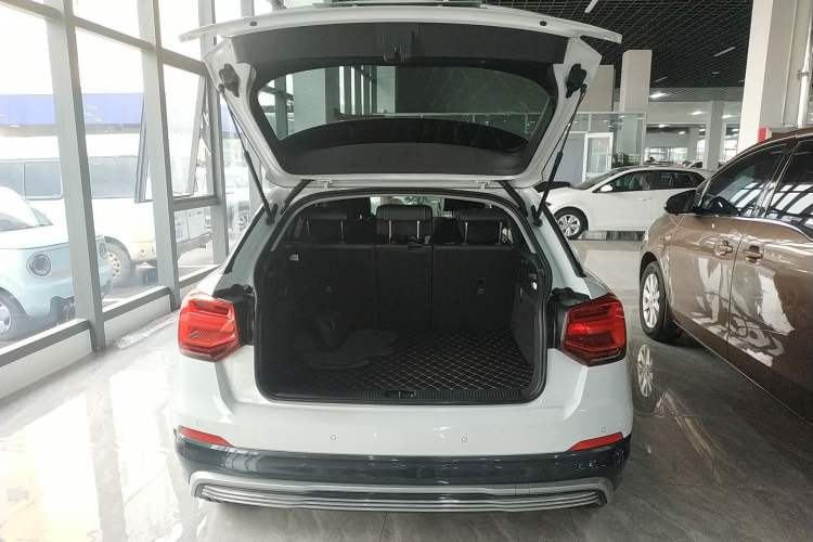 Used Audi Q2L e-tron 2019 Q2L e-tron Pure Electric Smart Enjoyment Model Trunk
