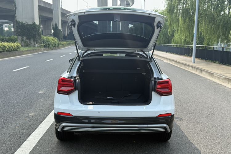 Used Audi Q2L e-tron 2019 Q2L e-tron Pure Electric Smart Enjoyment Model Trunk
