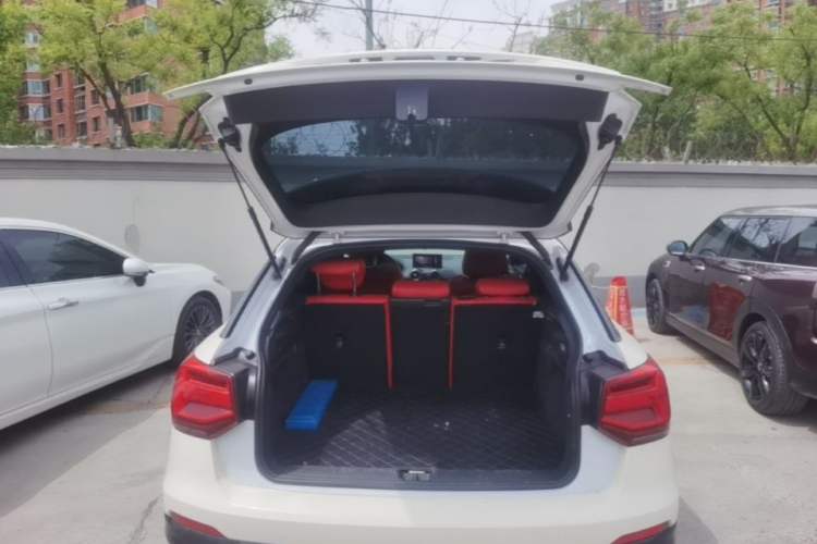 Used Audi Q2L e-tron 2019 Q2L e-tron Pure Electric Smart Enjoyment Model Trunk