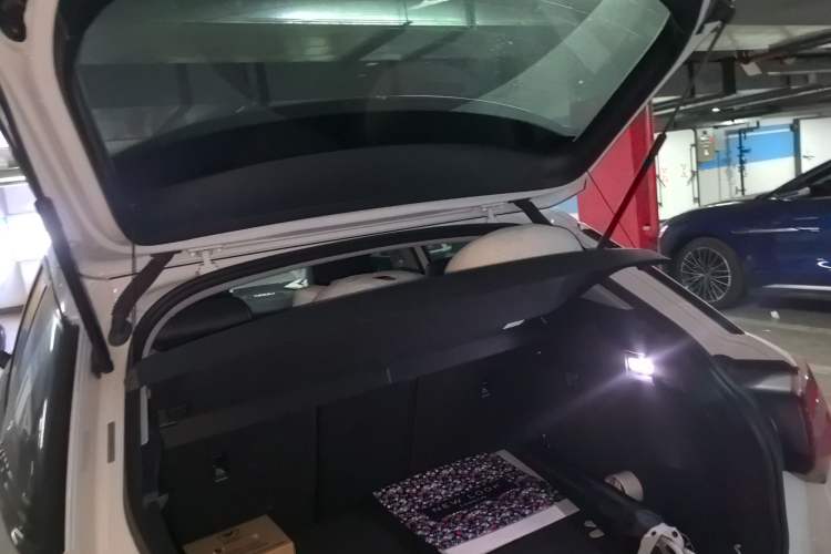 Used Audi Q2L e-tron 2019 Q2L e-tron Pure Electric Smart Enjoyment Model Trunk