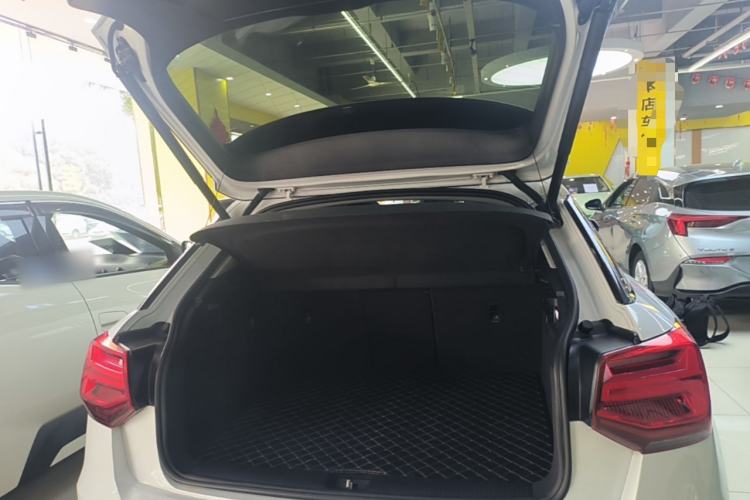 Used Audi Q2L e-tron 2019 Q2L e-tron Pure Electric Smart Enjoyment Model Trunk