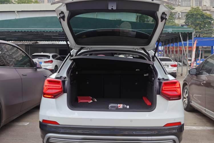 Used Audi Q2L e-tron 2019 Q2L e-tron Pure Electric Smart Style Trunk