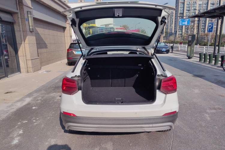 Used Audi Q2L e-tron 2019 Q2L e-tron Pure Electric Smart Enjoyment Model Trunk