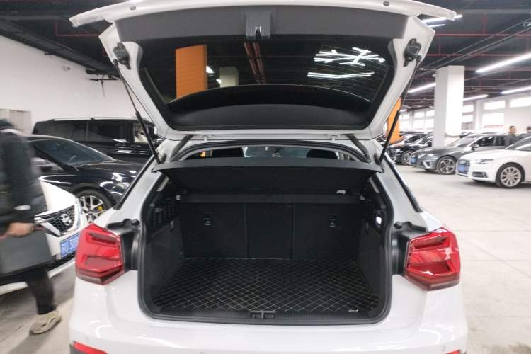 Used Audi Q2L e-tron 2019 Q2L e-tron Pure Electric Smart Style Trunk