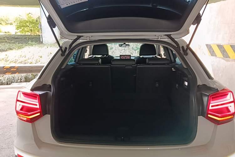 Used Audi Q2L e-tron 2019 Q2L e-tron Pure Electric Smart Enjoyment Model Trunk