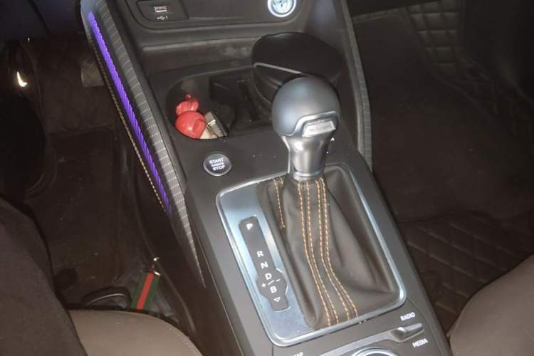 Used Audi Q2L e-tron 2022 Q2L e-tron Pure Electric Smart Enjoyment Model Gear Lever