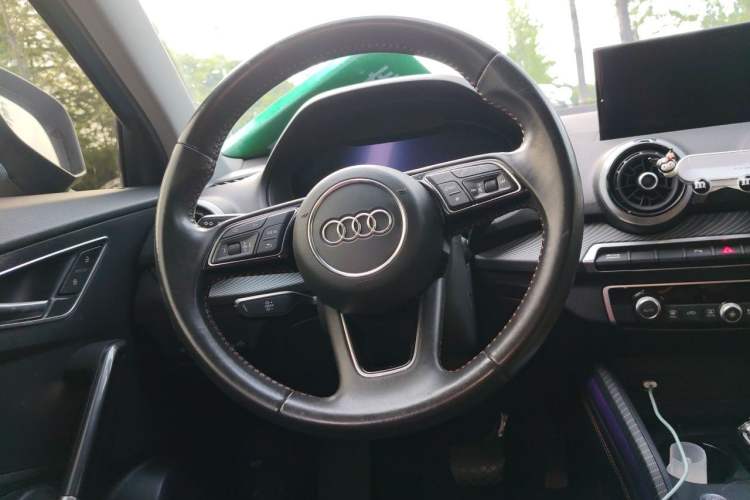 Used Audi Q2L e-tron 2022 Q2L e-tron Pure Electric Smart Enjoyment Model Steering Wheel
