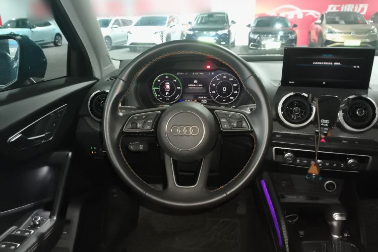 Used Audi Q2L e-tron 2022 Q2L e-tron Pure Electric Smart Enjoyment Model Steering Wheel