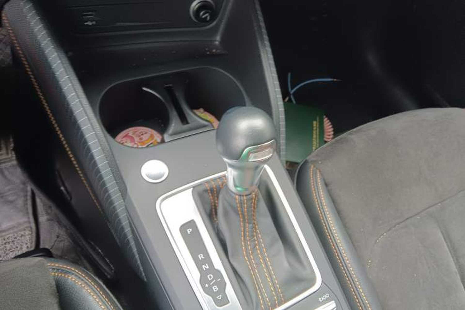 Used Audi Q2L e-tron 2022 Q2L e-tron Pure Electric Smart Enjoyment Model Gear Lever