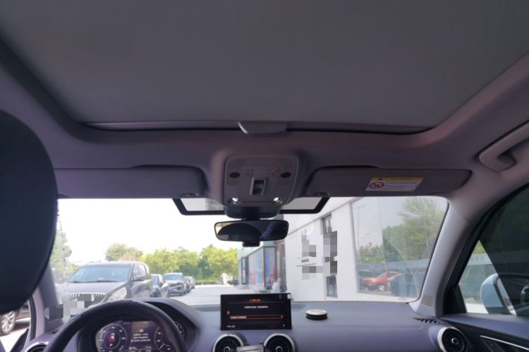 Used Audi Q2L e-tron 2022 Q2L e-tron Pure Electric Smart Enjoyment Model Headliner