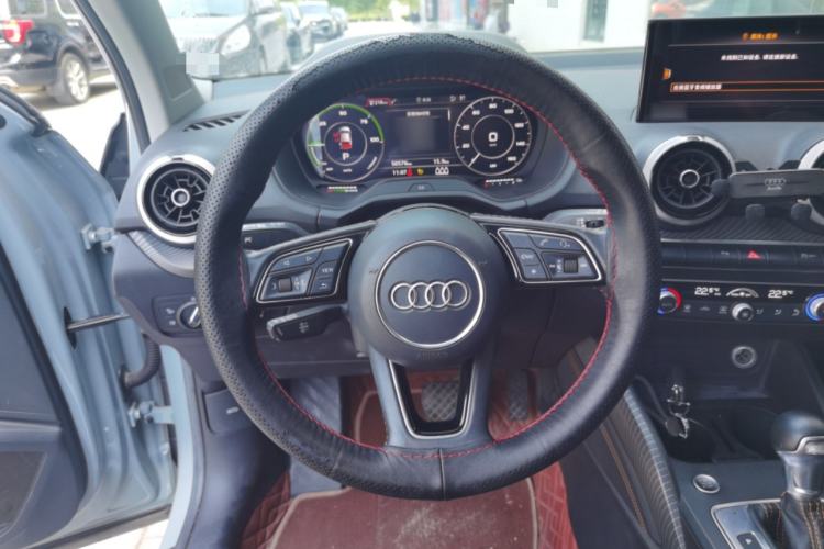 Used Audi Q2L e-tron 2022 Q2L e-tron Pure Electric Smart Enjoyment Model Steering Wheel