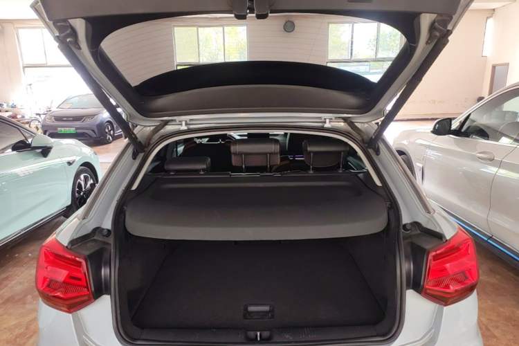 Used Audi Q2L e-tron 2022 Q2L e-tron Pure Electric Smart Enjoyment Model Trunk