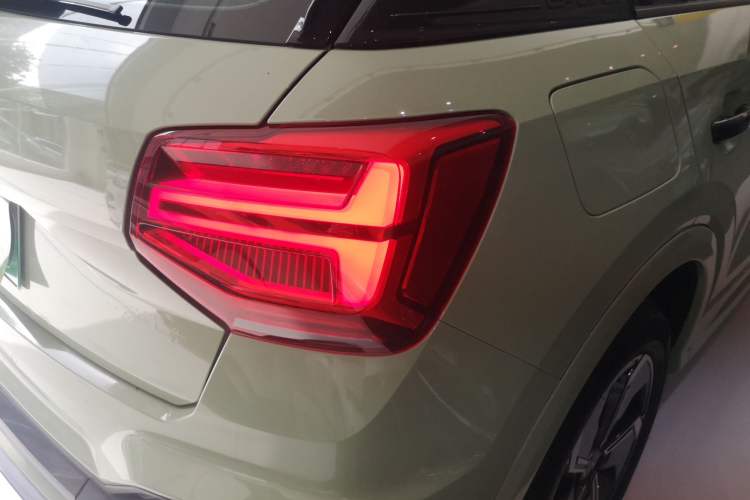 Used Audi Q2L e-tron 2022 Q2L e-tron Pure Electric Smart Enjoyment Model Right Rear Taillight