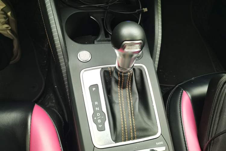 Used Audi Q2L e-tron 2022 Q2L e-tron Pure Electric Smart Enjoyment Model Gear Lever