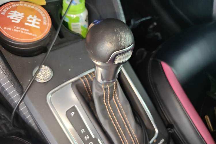 Used Audi Q2L e-tron 2022 Q2L e-tron Pure Electric Smart Enjoyment Model Gear Lever